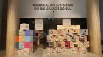 Entrada do Memorial durante a exposição 150 Anos do TJRS - Desafios e Conquistas
