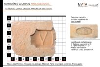 Estudos de dimensões com grade fotográfica.